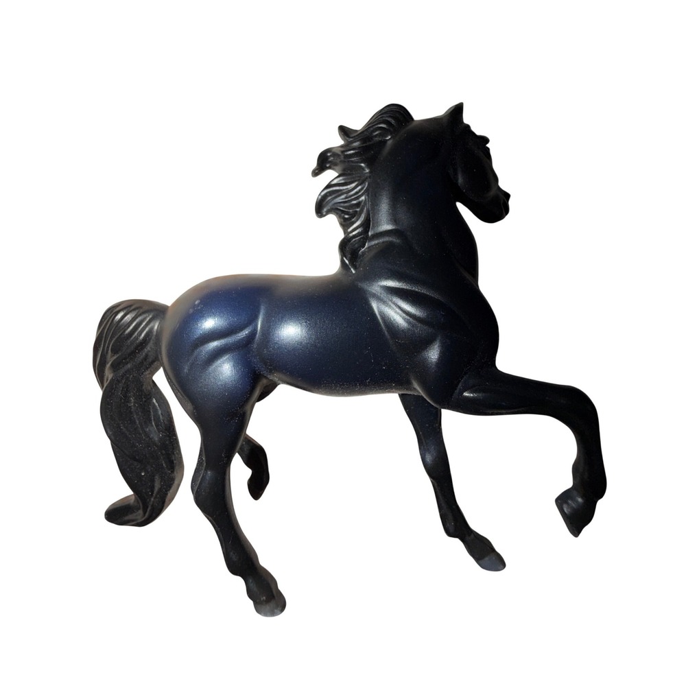 Breyer‎ Stablemates Horse Toy Prancing Pose Black model horse - Picture 2 of 7